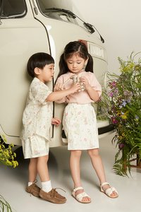 Kids' Oliver Mandarin Collar Shirt in Whimsical Garden White Print