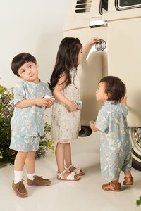 Kids' Oliver Mandarin Collar Shirt in Whimsical Garden Blue Print