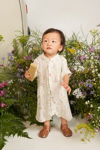 Kids' Jaime Mandarin Collar Romper in White Print