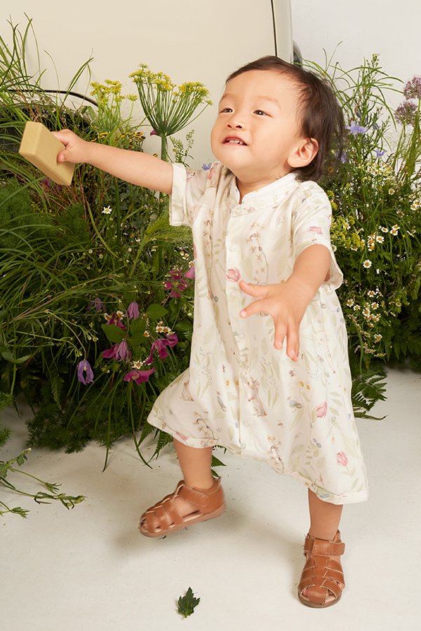 Kids' Jaime Mandarin Collar Romper in Whimsical Garden White Print